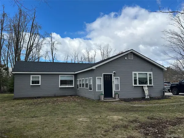 7726 Lake Street, Alanson, MI 49706