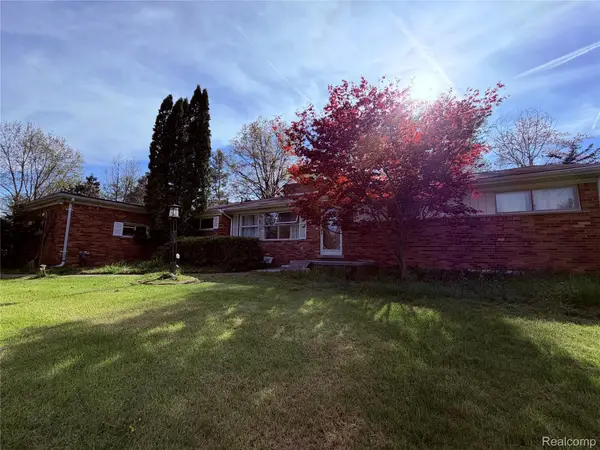 28147 Wildwood Trail, FarmingtonHills, MI 48336