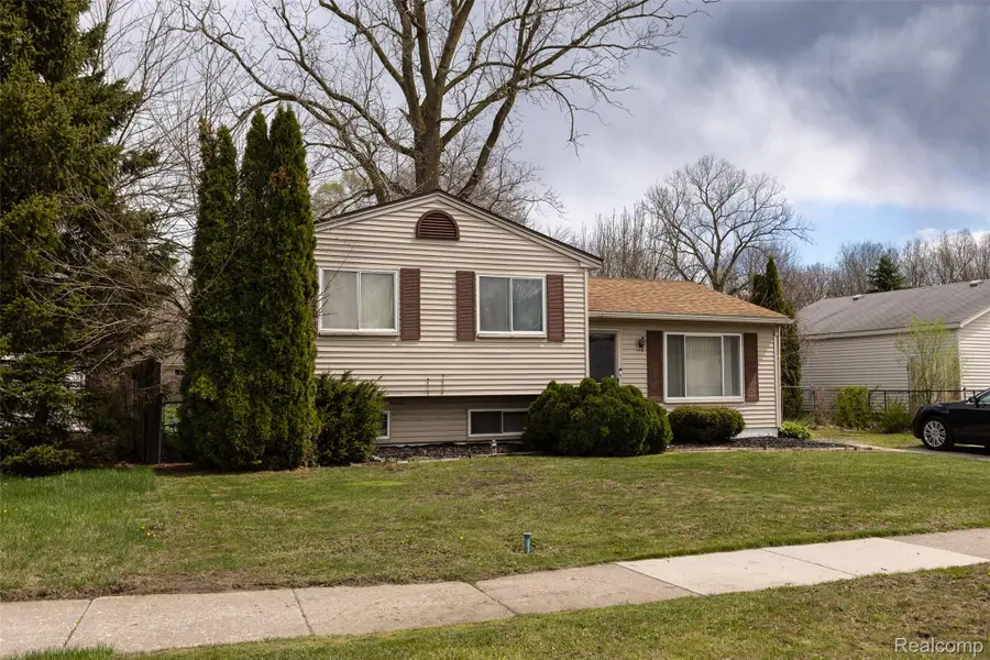 15167 Meadow Street, Romulus, MI 48174 - #2