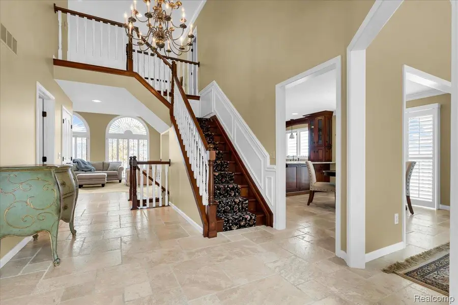 2256 Sudbury Way, Bloomfield, MI 48304 - #3