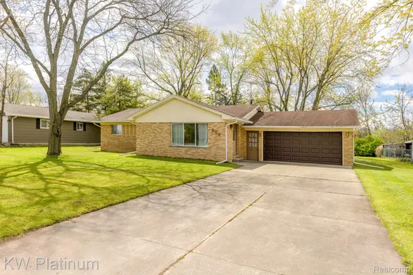 206 E Park Street, Capac, MI 48014