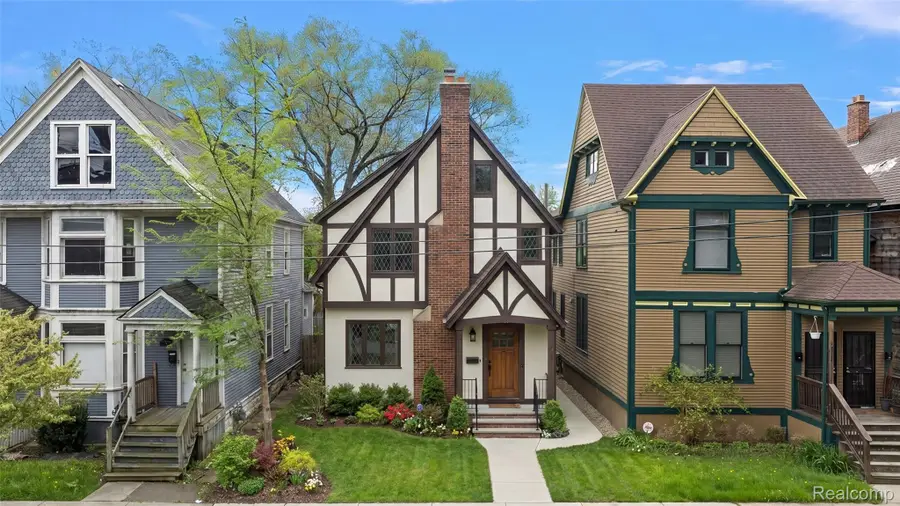 7922 Saint Paul Street, Detroit, MI 48214 - #2