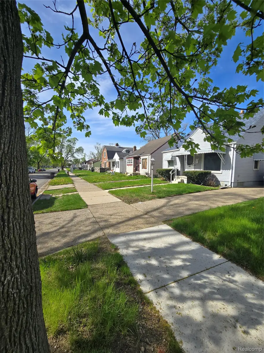 19475 Fenmore Street, Detroit, MI 48235 - #2