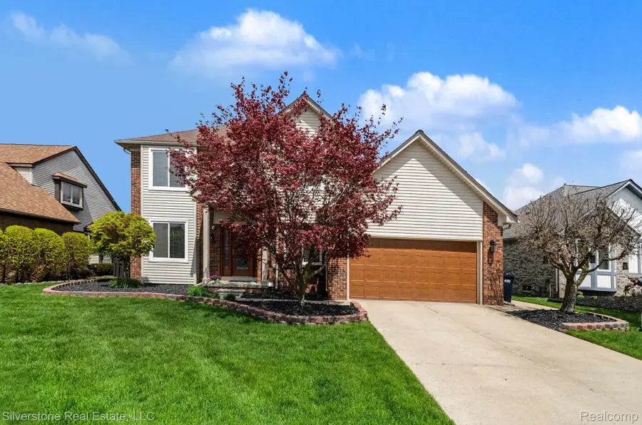 12887 Beechnut Drive, Sterling Heights, MI 48313 - #3