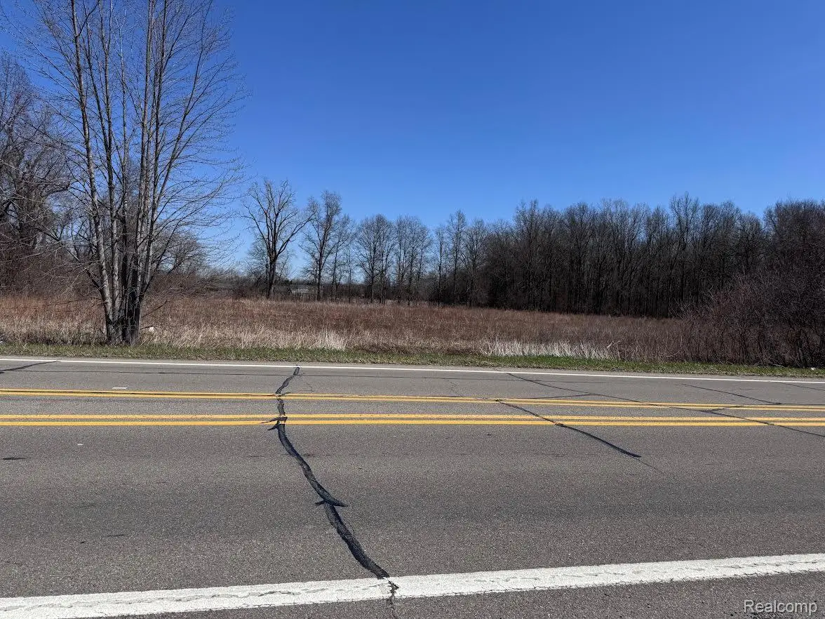 VAC Sibley Road, Romulus, MI 48174 - #1