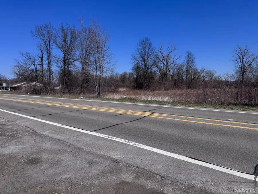 VAC Sibley Road, Romulus, MI 48174 - #3