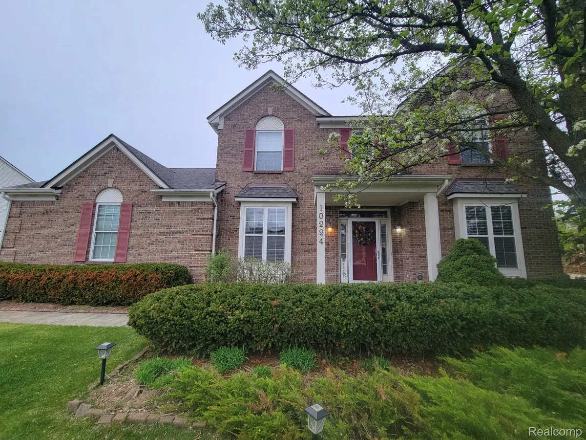 10224 Wellington Drive, Clarkston, MI 48348 - #1