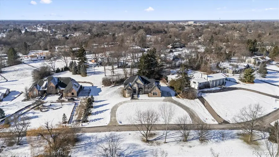 3080 Chickering Court, Bloomfield, MI 48302 - #3