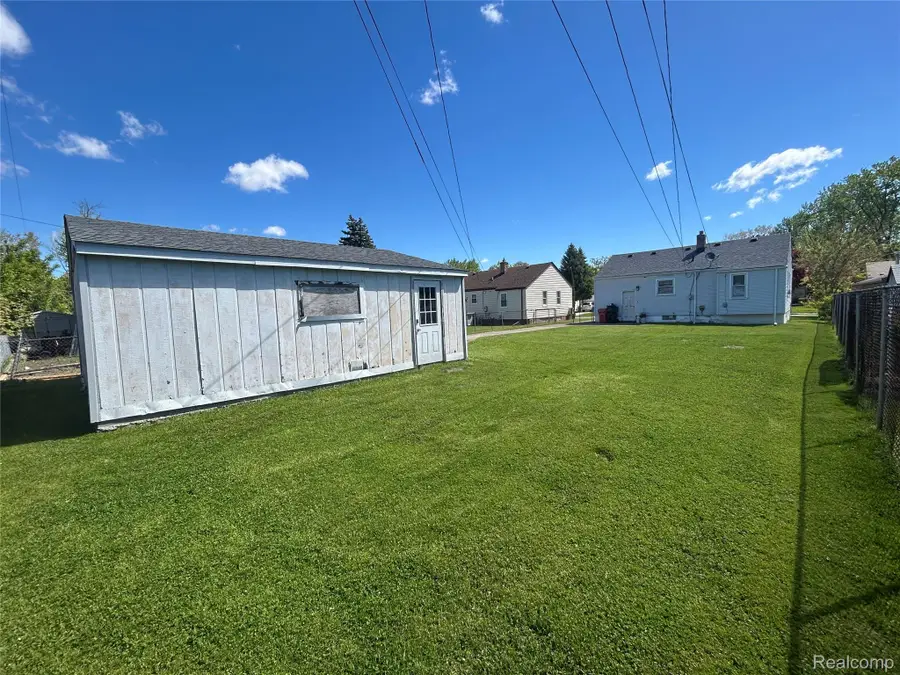 25601 Rose Street, Roseville, MI 48066 - #3