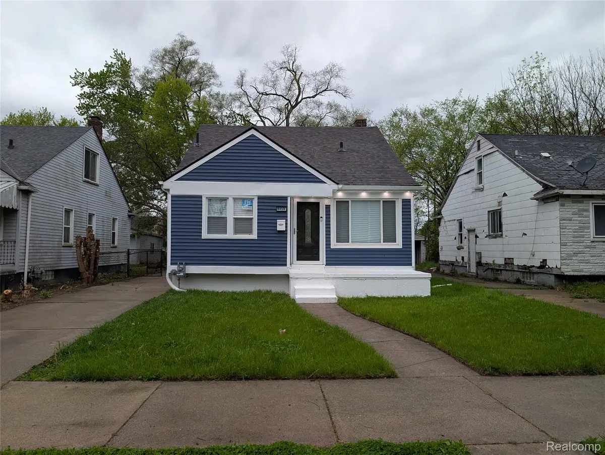 8459 Pierson Street, Detroit, MI 48228 - #1