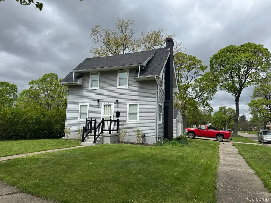 1102 W Dayton Street, Flint, MI 48504 - #2