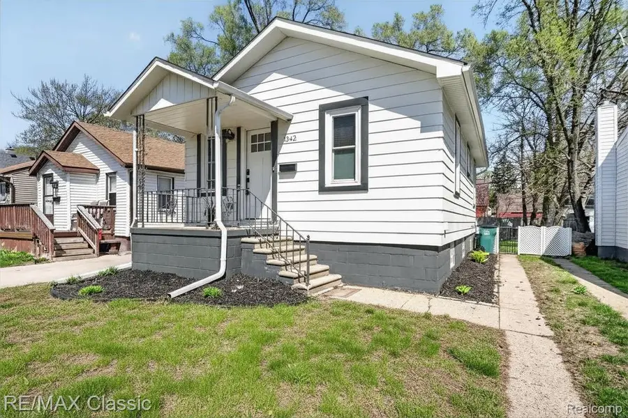 1342 Bertha Street, Ferndale, MI 48220 - #2