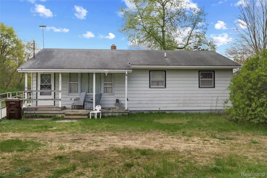 11497 W Fillmore Road, Sumner, MI 48889 - #2