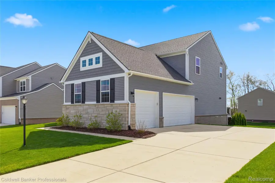 2323 Yasmin Drive, Commerce Township, MI 48382 - #2
