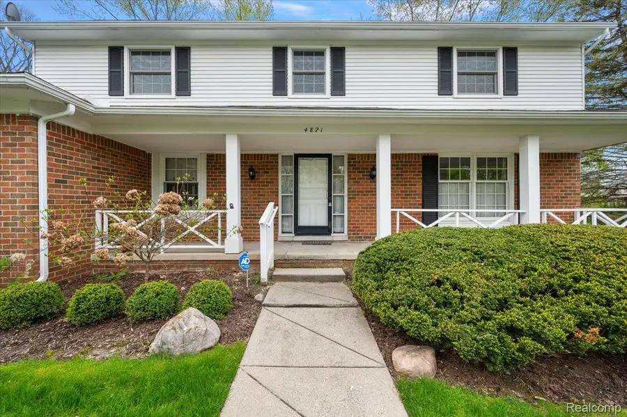4821 School Bell Lane, Bloomfield, MI 48301 - #3