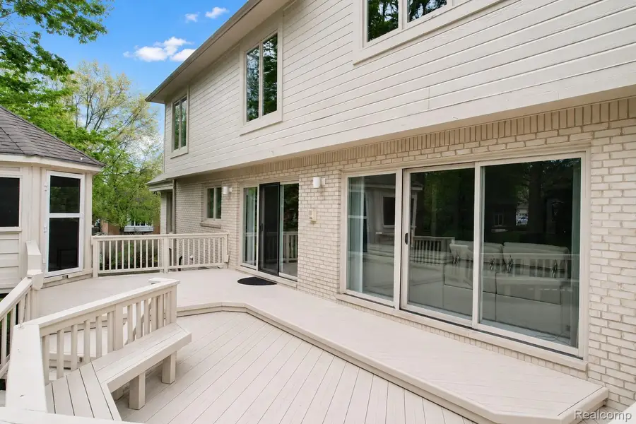 28959 Augusta, Farmington Hills, MI 48331 - #2