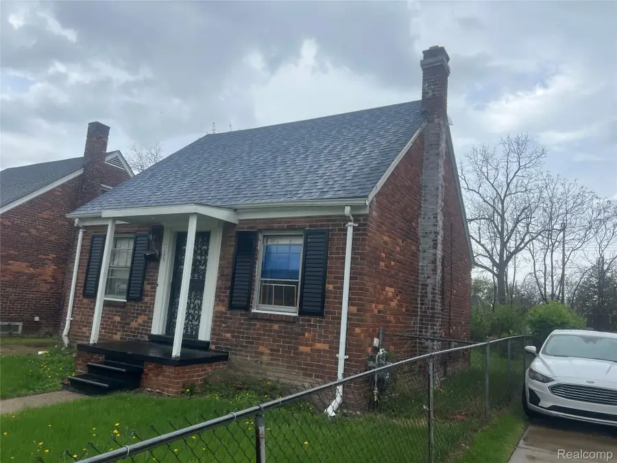 21341 Reimanville Avenue, Ferndale, MI 48220 - #2