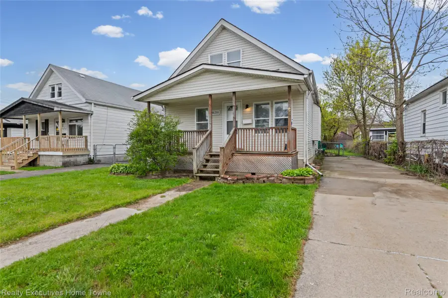 16258 Evergreen Avenue, Eastpointe, MI 48021 - #2