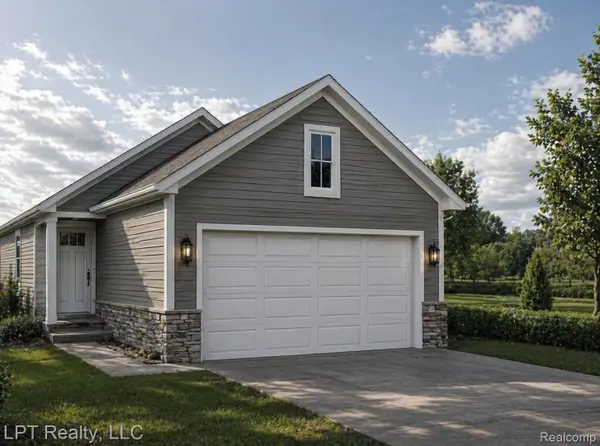 105 Raymond Street, Pontiac, MI 48342