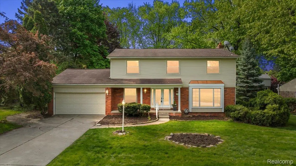 536 Rolling Rock Road S, Bloomfield, MI 48304 - #1