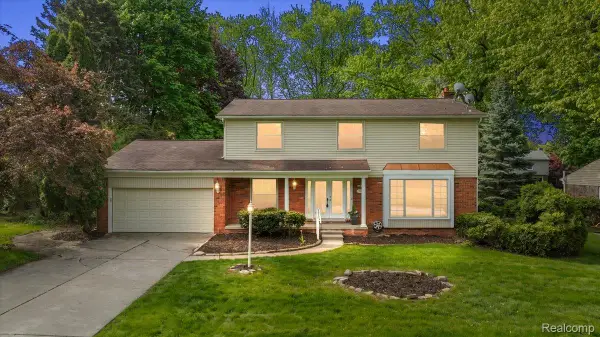 536 Rolling Rock Road S, BloomfieldHills, MI 48304