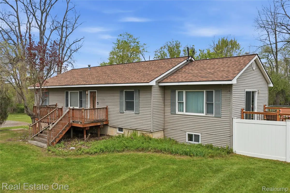 4915 E M 36, Pinckney, MI 48169 - #1