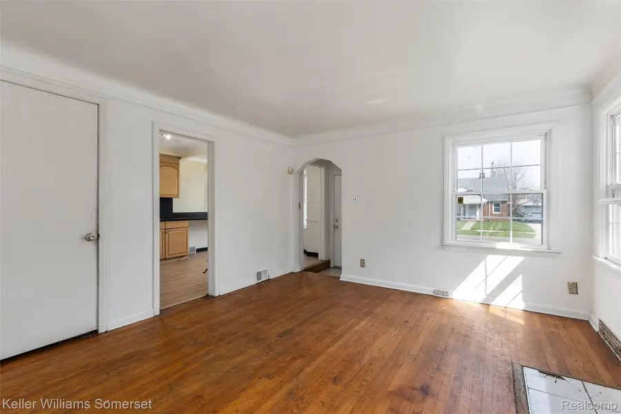 16036 Carlisle Street, Detroit, MI 48205 - #2