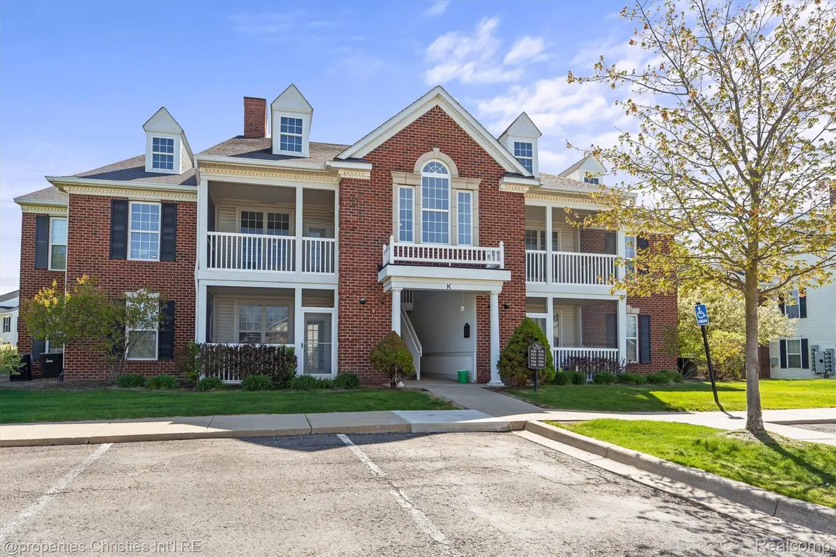 920 W Summerfield Glen Circle, Scio, MI 48103 - #1