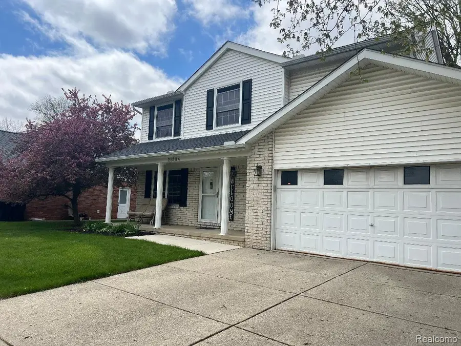 21384 Deerfield Drive, Trenton, MI 48183 - #2