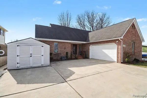 7277 Cardinal Street, Algonac, MI 48001