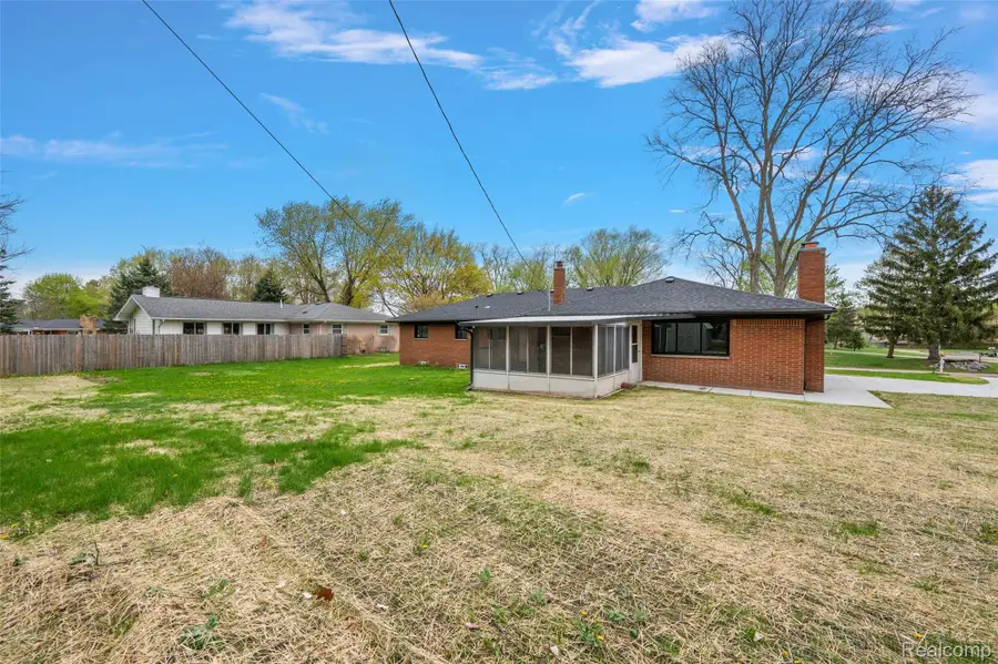 6141 Paramus, Clarkston, MI 48346 - #3