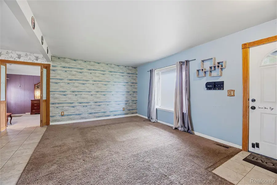 18210 Winwood Avenue, Brownstown, MI 48193 - #3