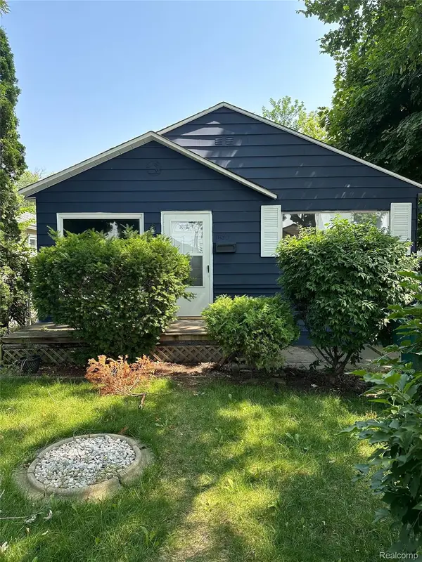 1580 University Avenue, LincolnPark, MI 48146