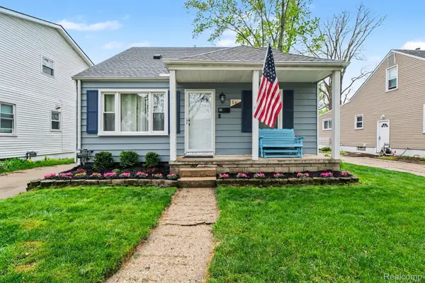 151 Highland Avenue, Clawson, MI 48017