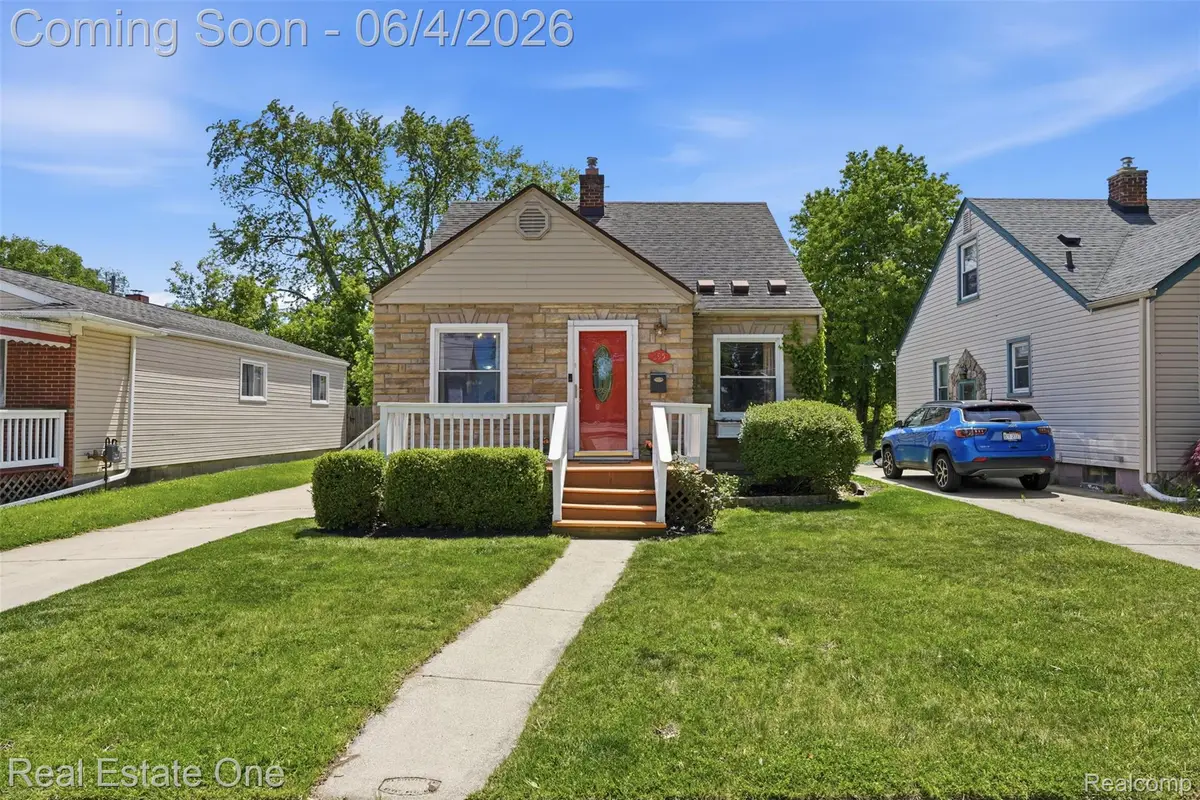 295 Madison Avenue, Clawson, MI 48017 - #1