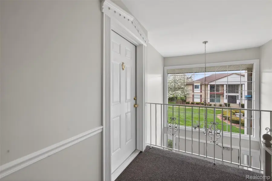29200 Gloede Drive, Warren, MI 48088 - #3