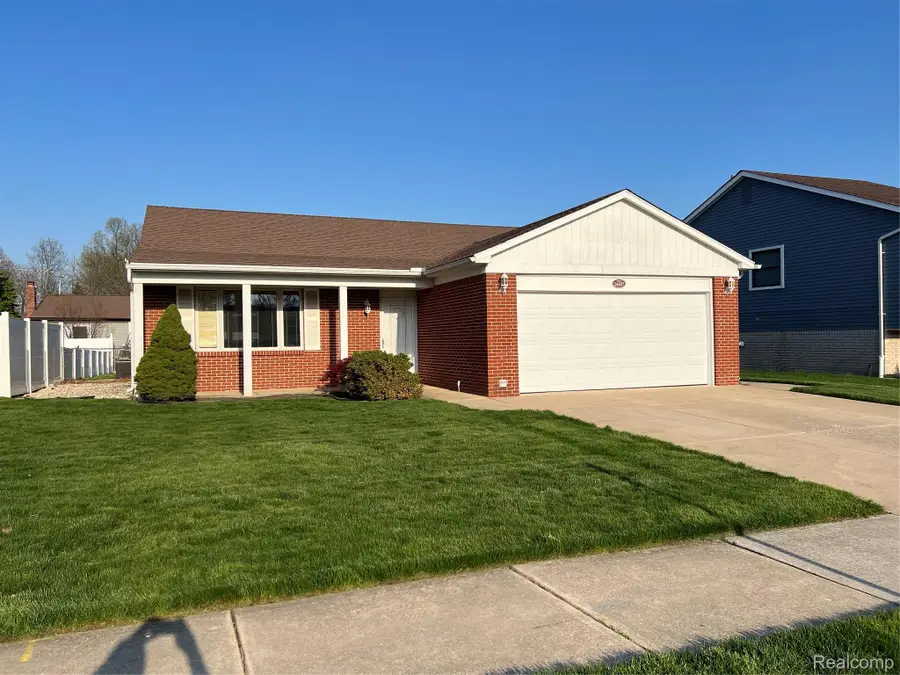 24407 Westpointe Street, Trenton, MI 48183 - #2