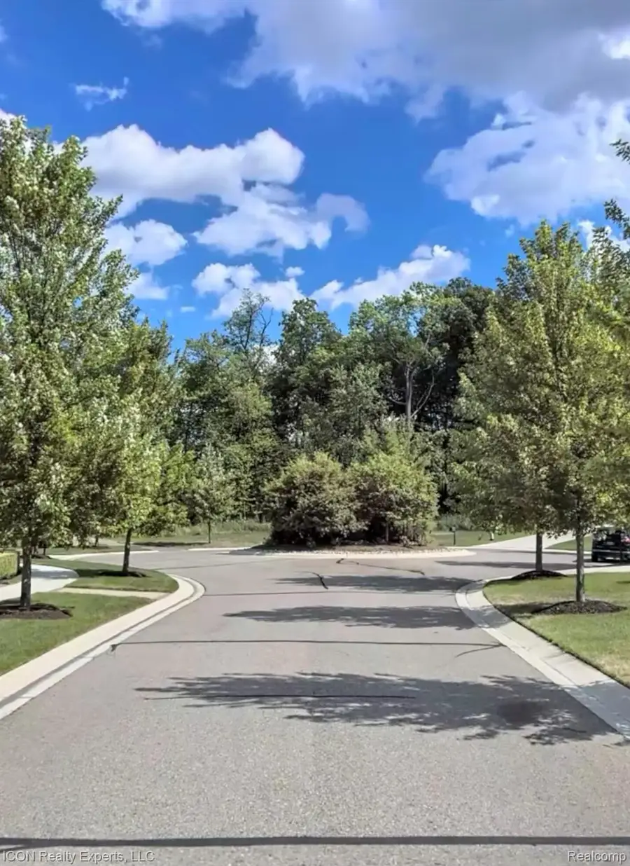 5797 Mystic Lane, Rochester, MI 48306 - #3