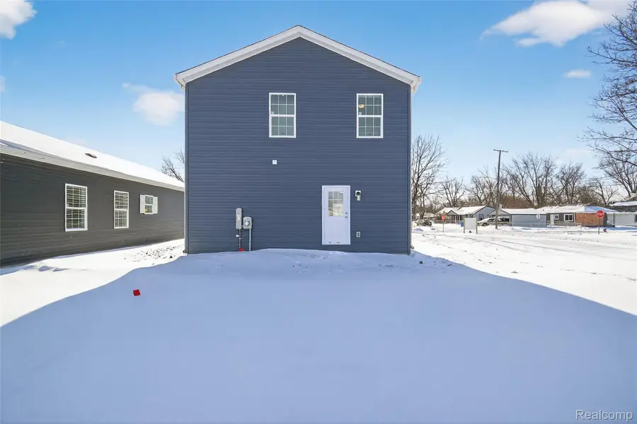 7567 Packard Avenue, Warren, MI 48091 - #2