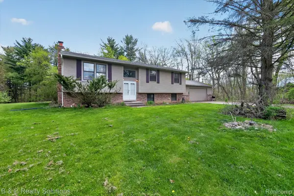 2467 N Lake George Road, Metamora, MI 48455