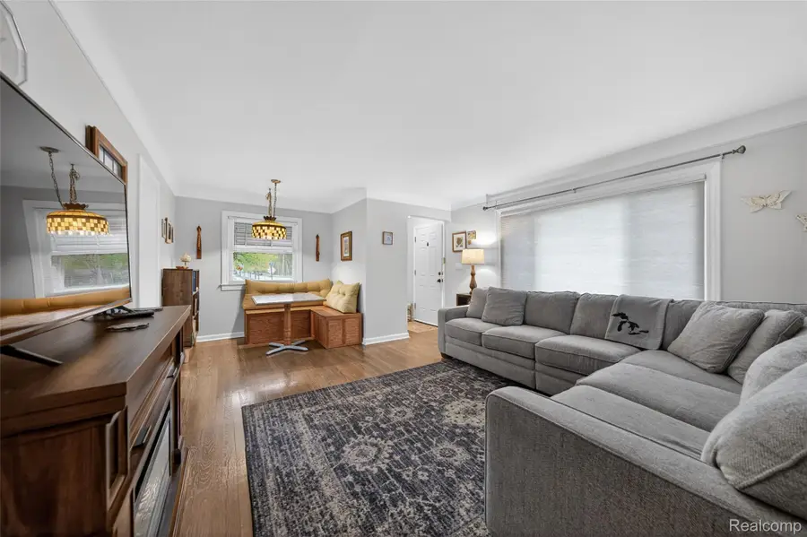 102 Jeffrey Avenue, Royal Oak, MI 48073 - #3