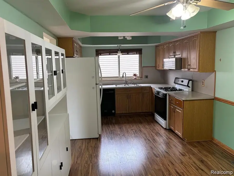 5855 Wedgewood Road, Canton, MI 48187 - #3