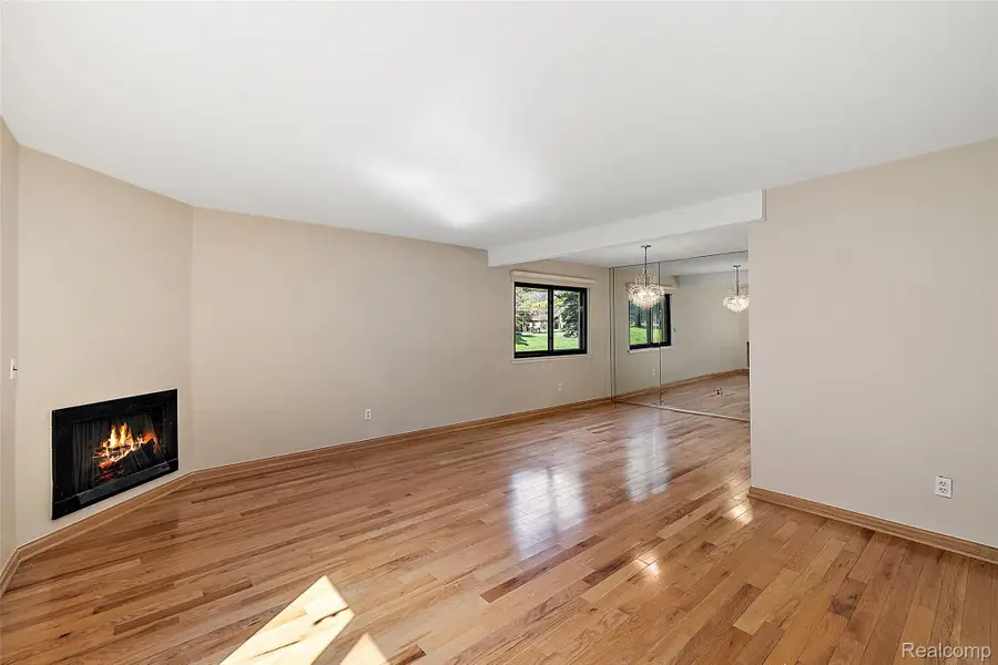 2905 Moon Lake Drive, West Bloomfield, MI 48323 - #3