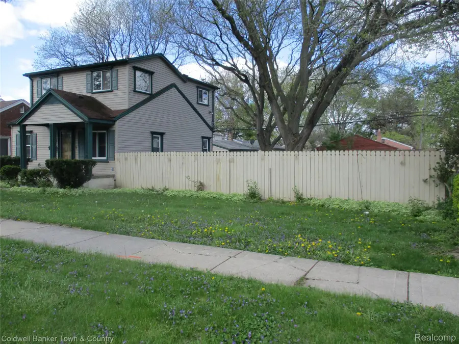 5656 Monroe Street, Dearborn Heights, MI 48125 - #3