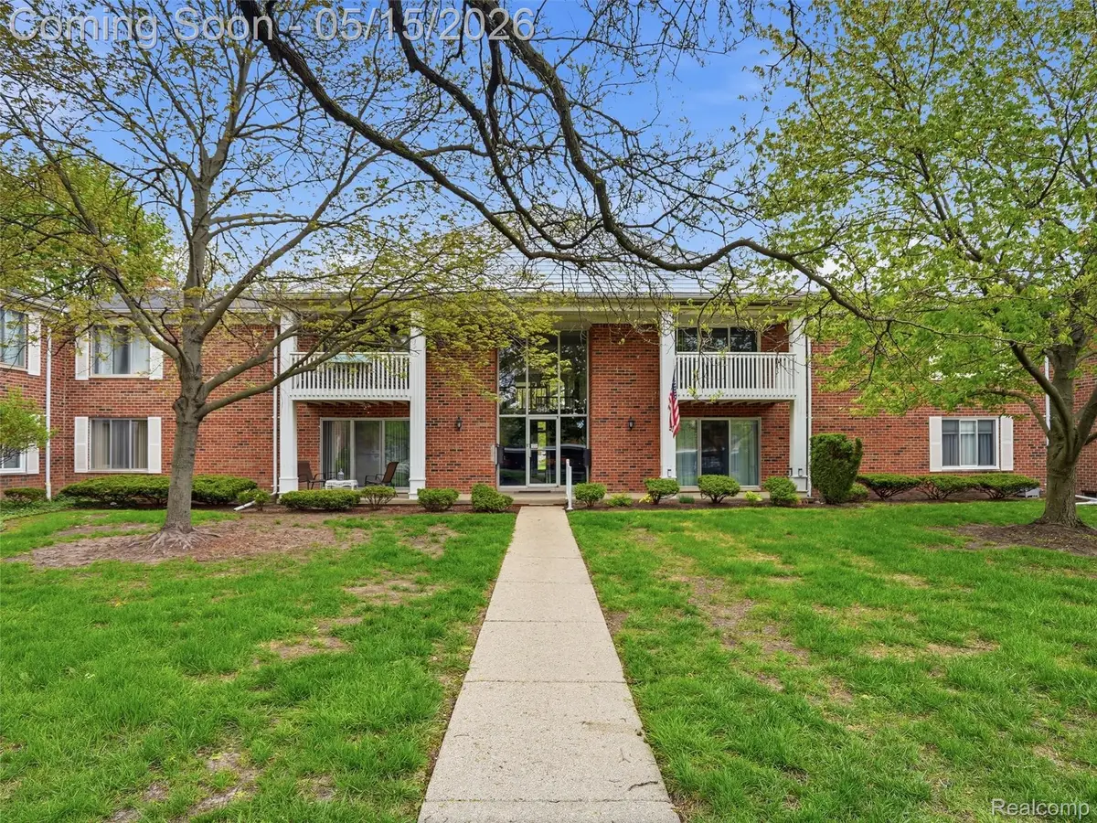 42231 Toddmark Lane, Clinton Township, MI 48038 - #1