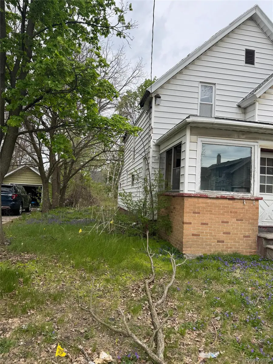 1359 Roosevelt Avenue, Flint, MI 48503 - #2