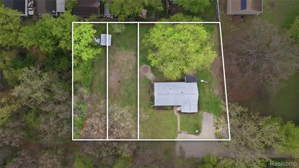 20052 Pine Street, Brownstown, MI 48183 - #1