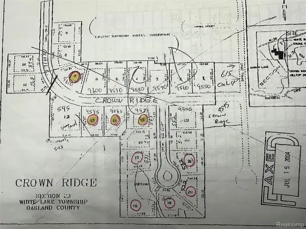 9595 Crown Ridge Drive, WhiteLake, MI 48386