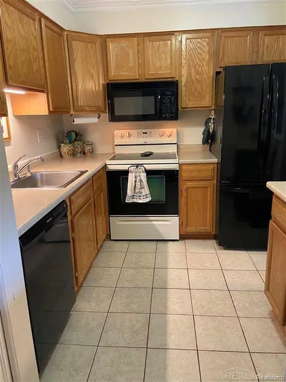 7485 Woodview Street #3, Westland, MI 48185 - #2