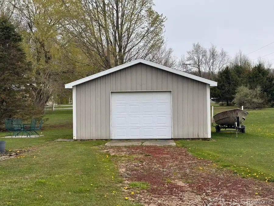 687 W Saginaw Road, Mayville, MI 48744 - #3